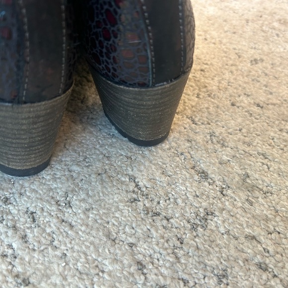 Felmini NWOT box size 38 (7.5) Gray Chunky Block Heel purple reptile accents - Picture 7 of 14